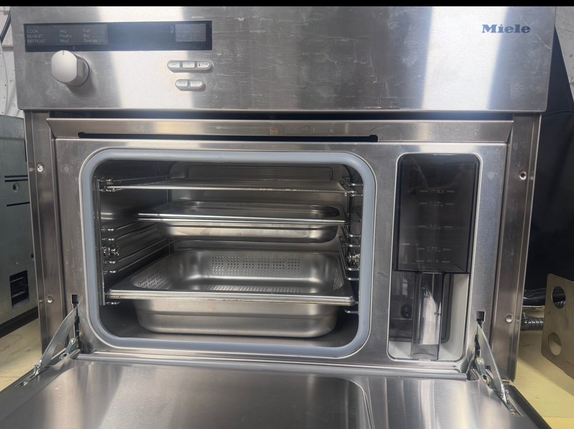 MIELE DG 155 STEAM OVEN <NEW>
